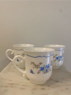 vintage Arcopal France milk glass teacup set of 3
